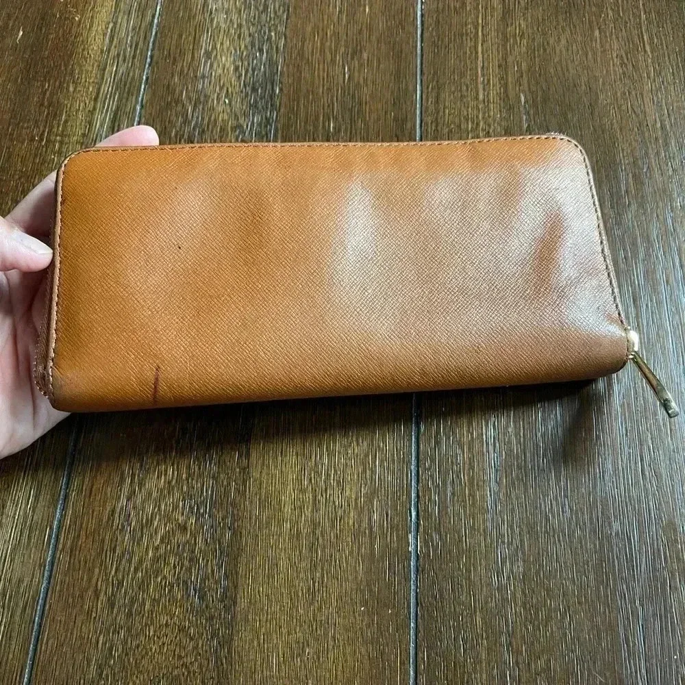 Michael Kors zip around wallet